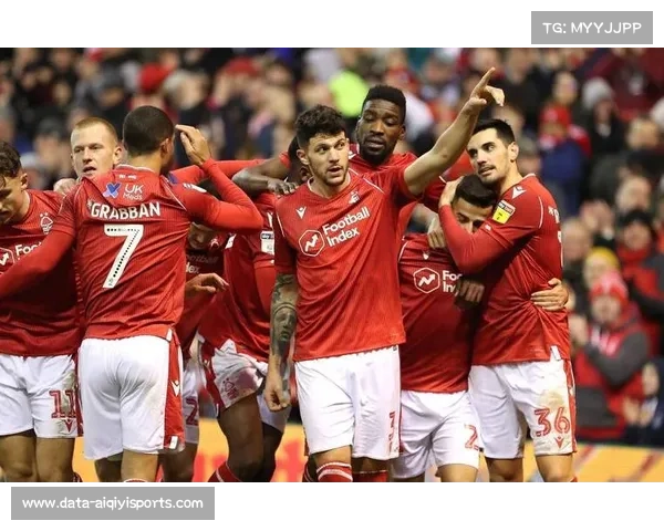 埃弗顿客场2-0完胜诺丁汉森林，加纳与巴里分别建功